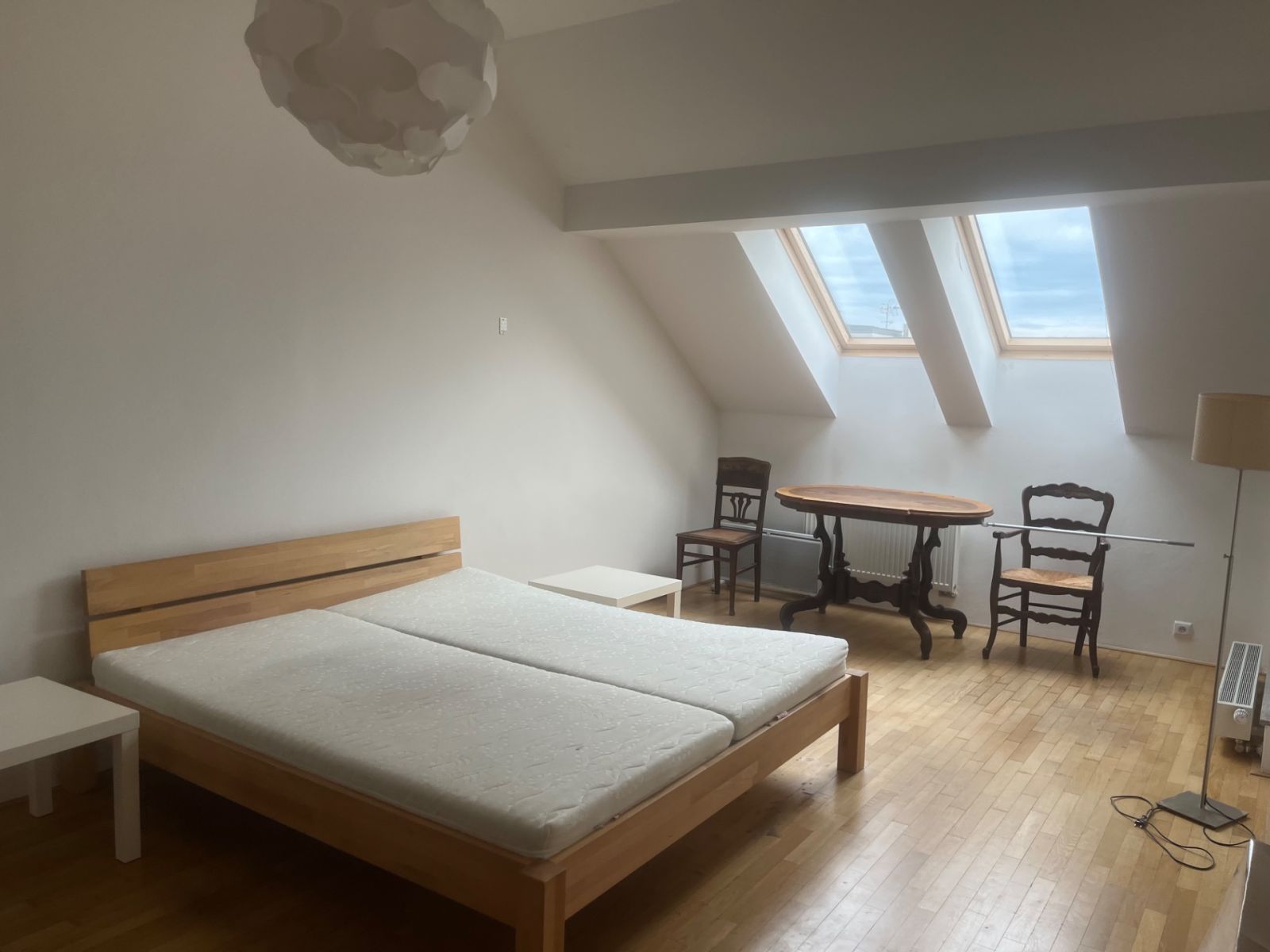 Pronájem bytu 3+kk 92 m² — photo 3