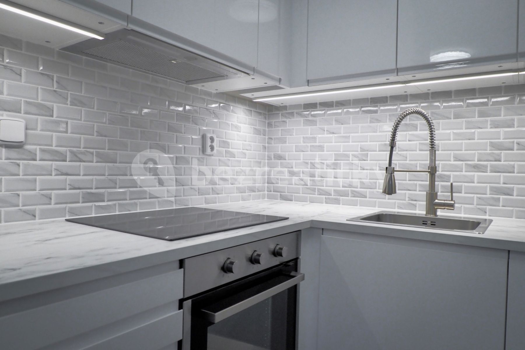 Pronájem bytu 3+kk, 100 m², Praha