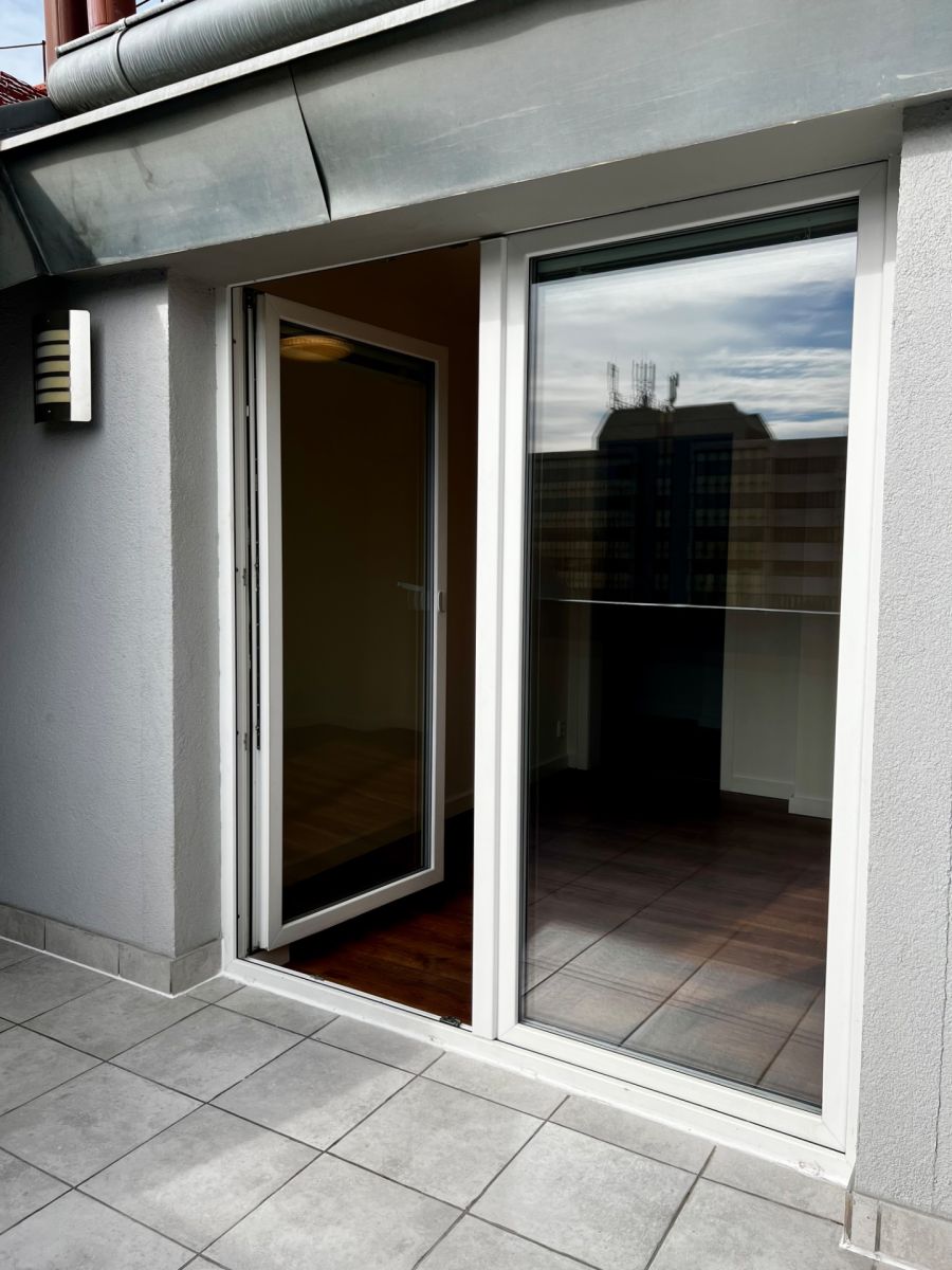 Pronájem bytu 3+kk 100 m², Praha – náhled fotky 14