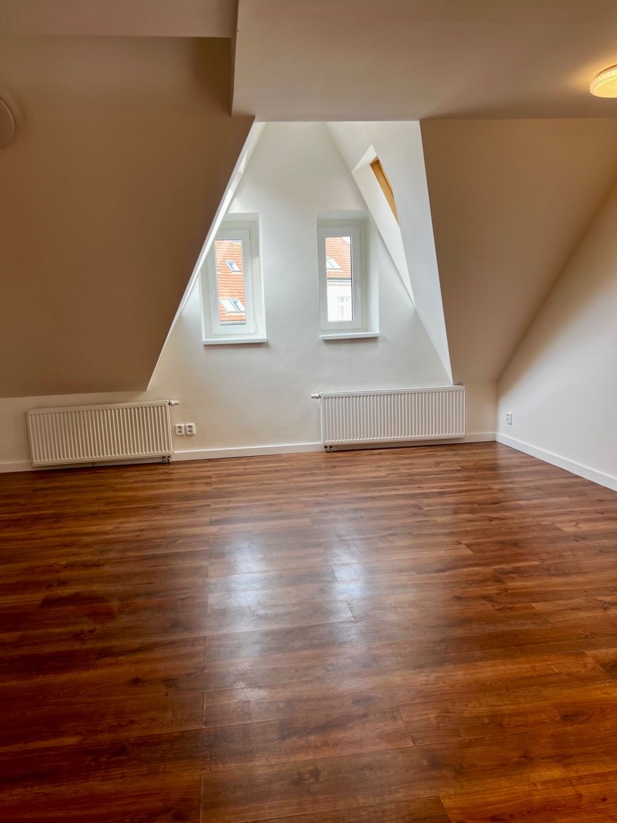 Pronájem bytu 3+kk 100 m², Praha – náhled fotky 6