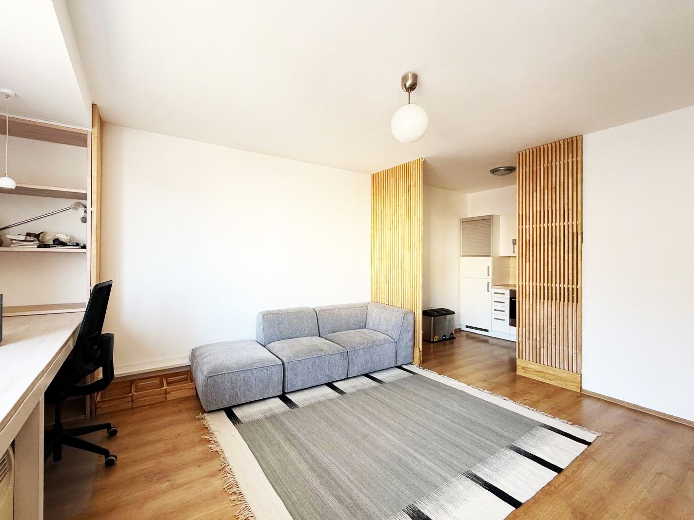Pronájem bytu 2+kk 50 m² — photo 2