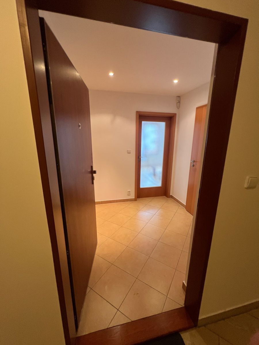 Pronájem bytu 1+kk 32 m² — photo 3