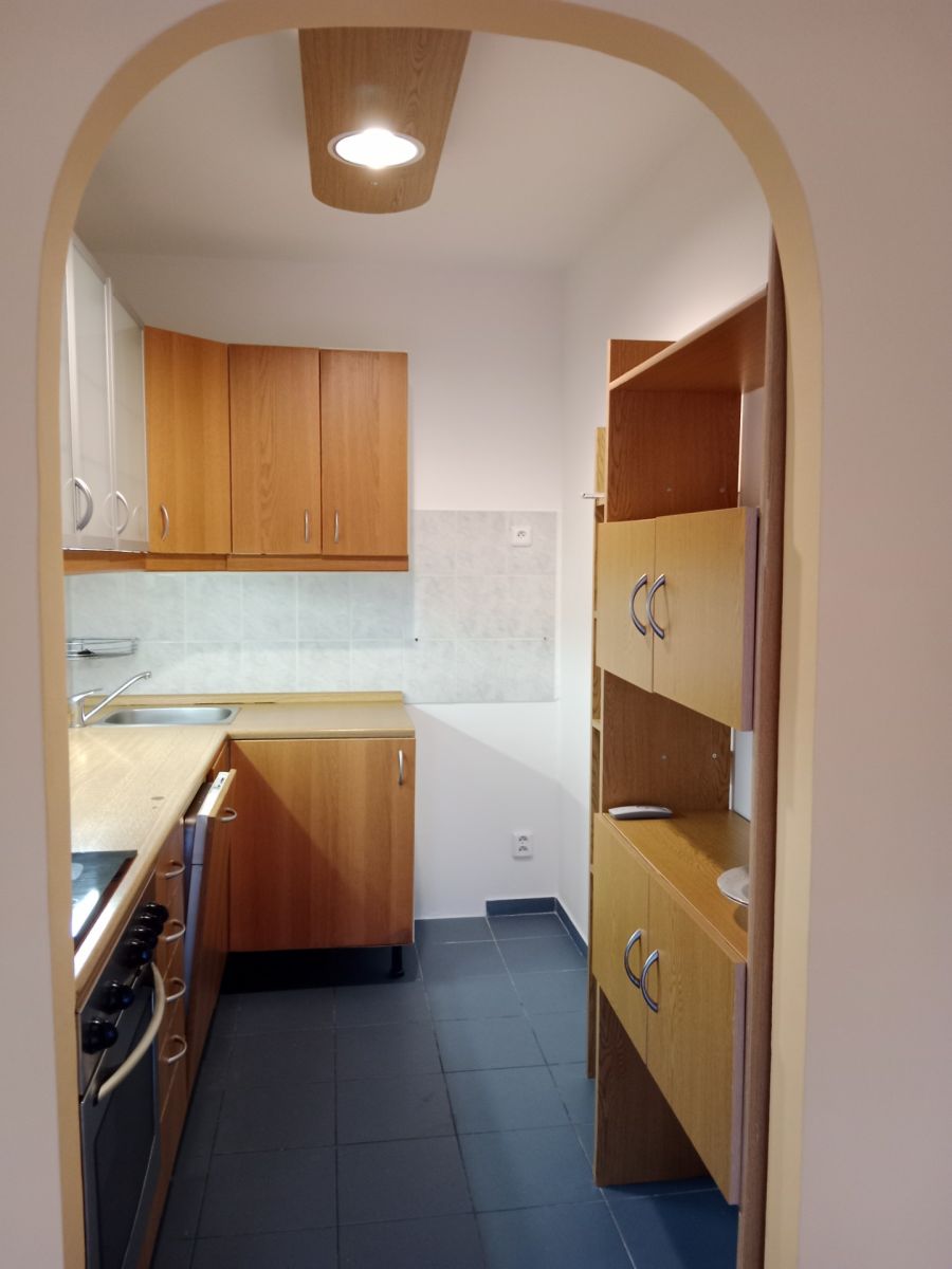 Pronájem bytu 2+kk 45 m² — photo 3