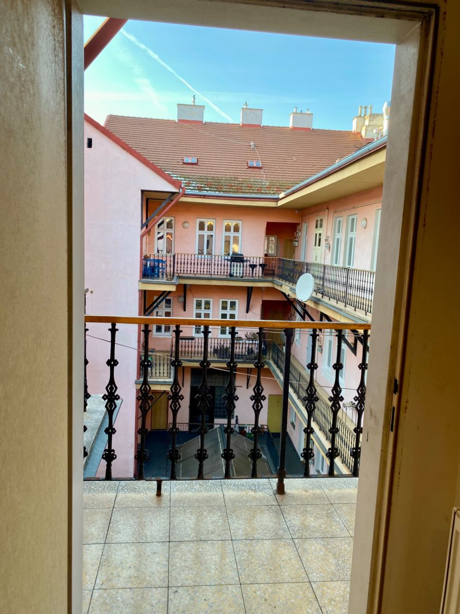 Pronájem bytu 1+1 35 m², Praha – náhled fotky 12