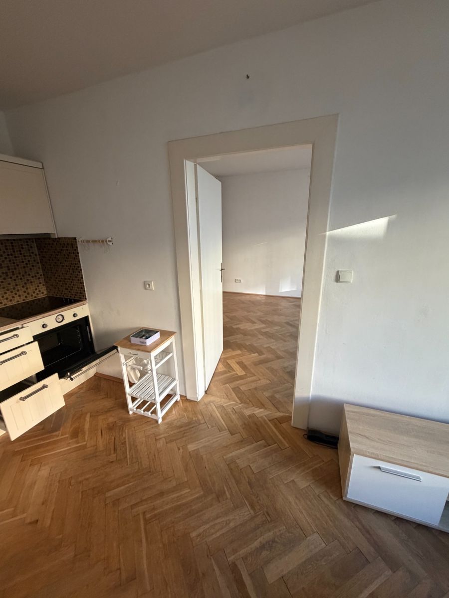 Pronájem bytu 2+kk 42 m², Praha – náhled fotky 10