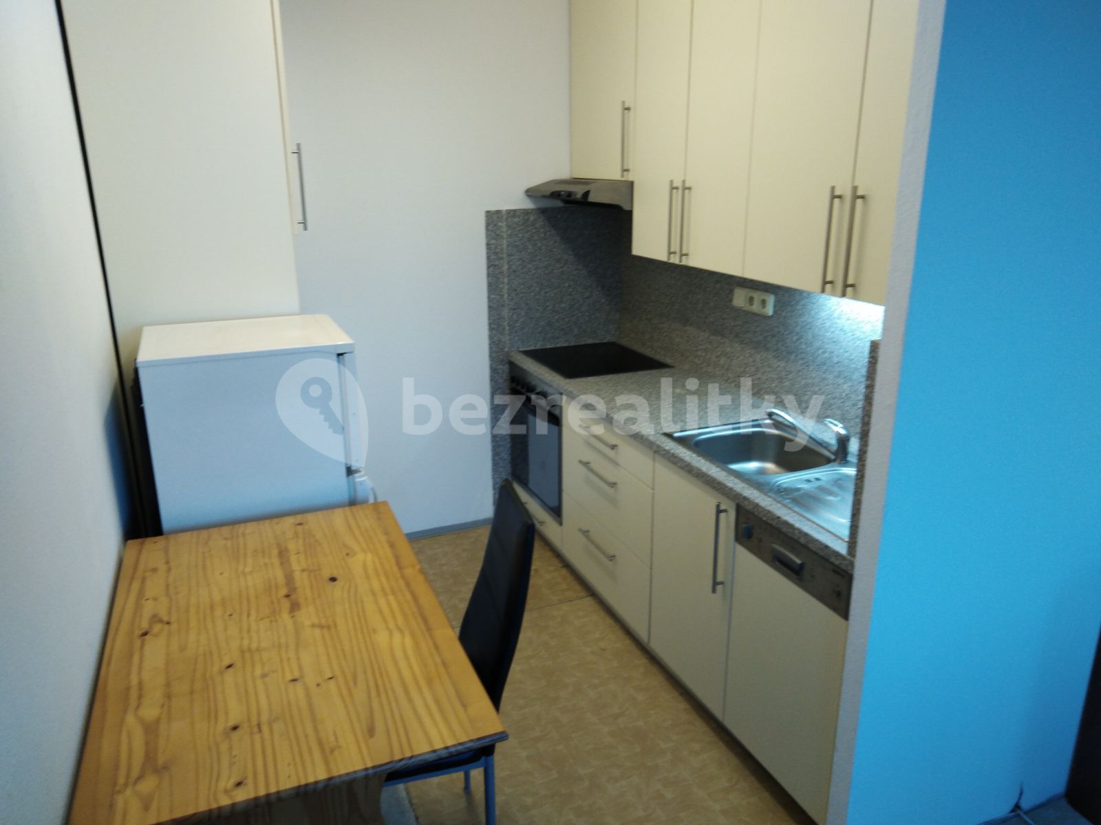 Pronájem bytu garsoniera 36 m², Praha – náhled fotky 18
