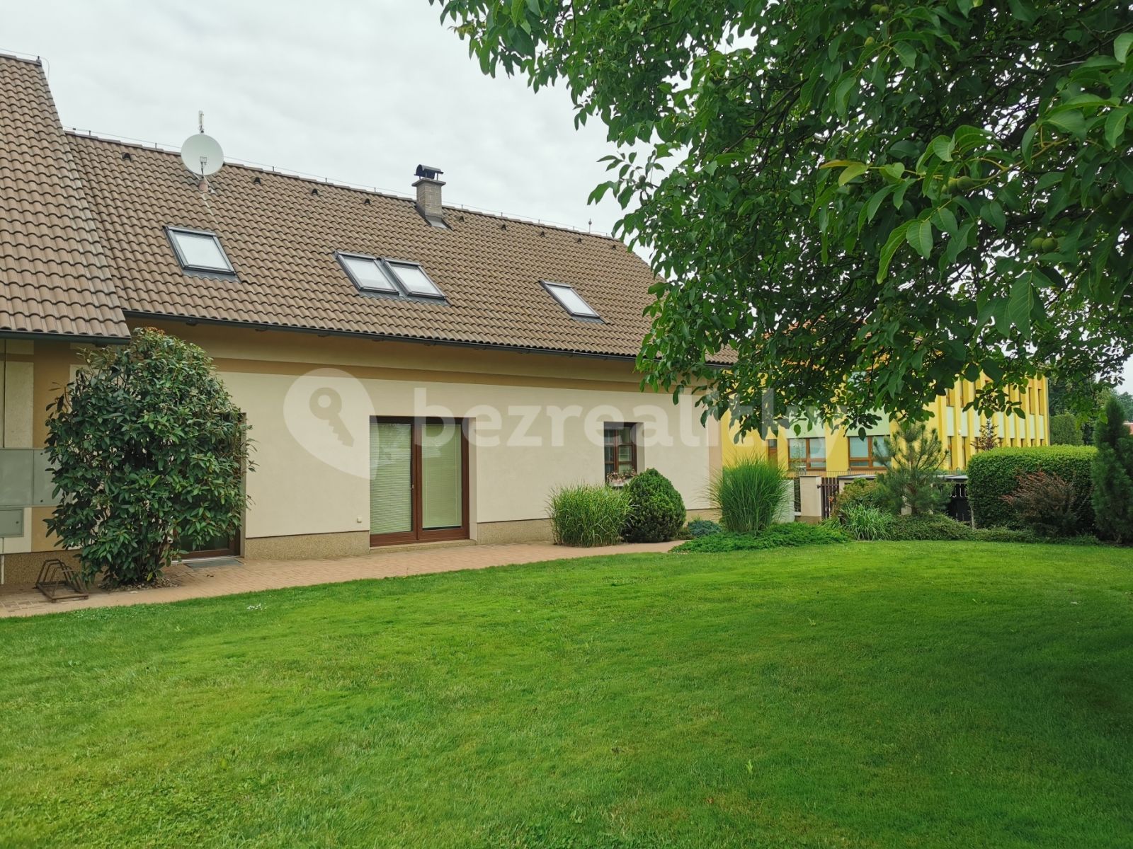 Pronájem bytu 3+kk 85 m² — photo 2