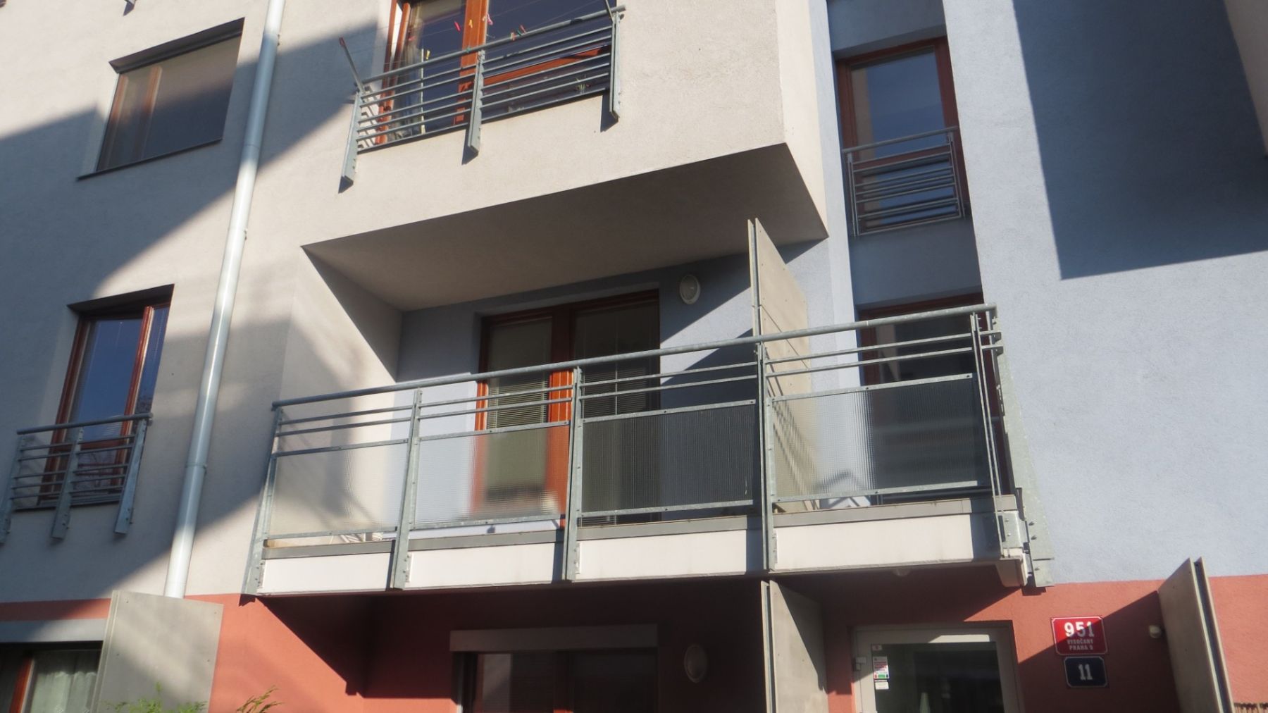 Pronájem bytu 1+kk 32 m² — photo 3