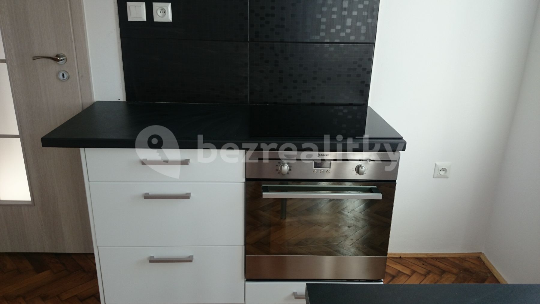Pronájem bytu 1+kk 30 m² — photo 4
