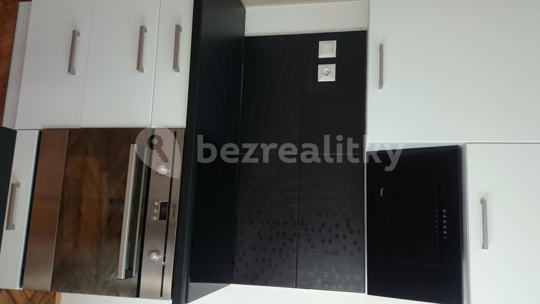 Pronájem bytu 1+kk 30 m² — photo 3
