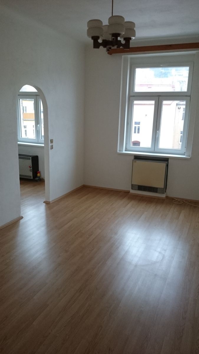 Pronájem bytu 1+1 35 m², Praha – náhled fotky 4