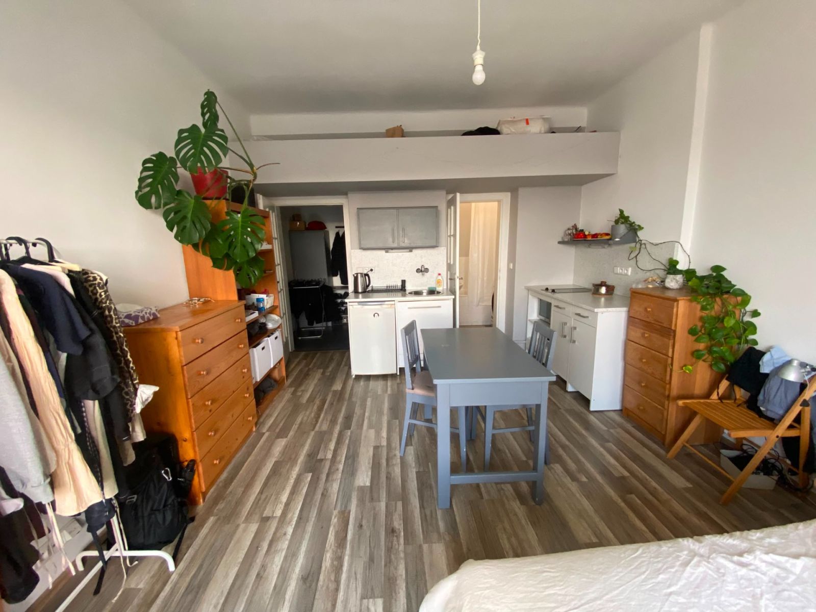 Pronájem bytu 1+kk 28 m² — photo 2