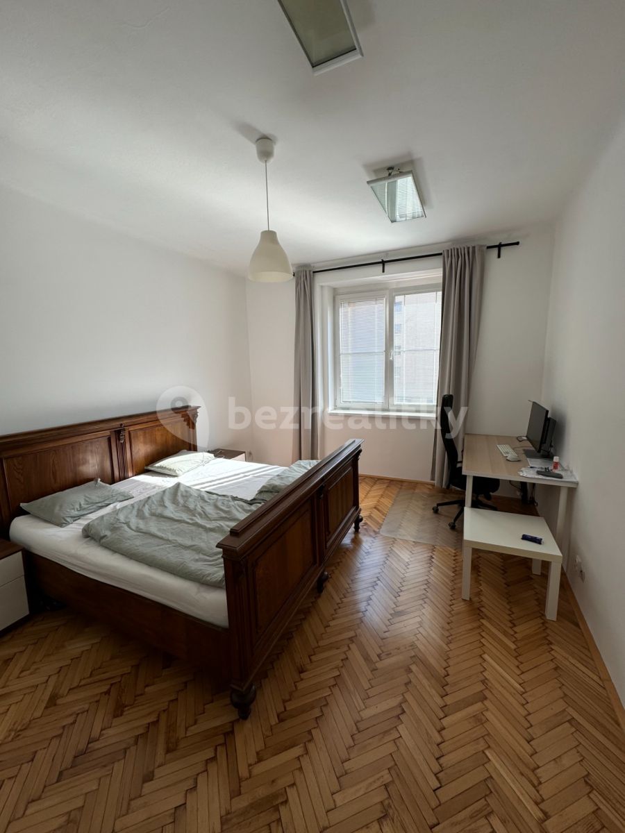 Pronájem bytu 2+kk 45 m² — photo 4