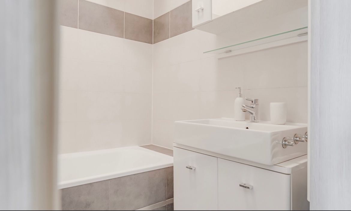 Pronájem bytu 2+1 54 m² — photo 4