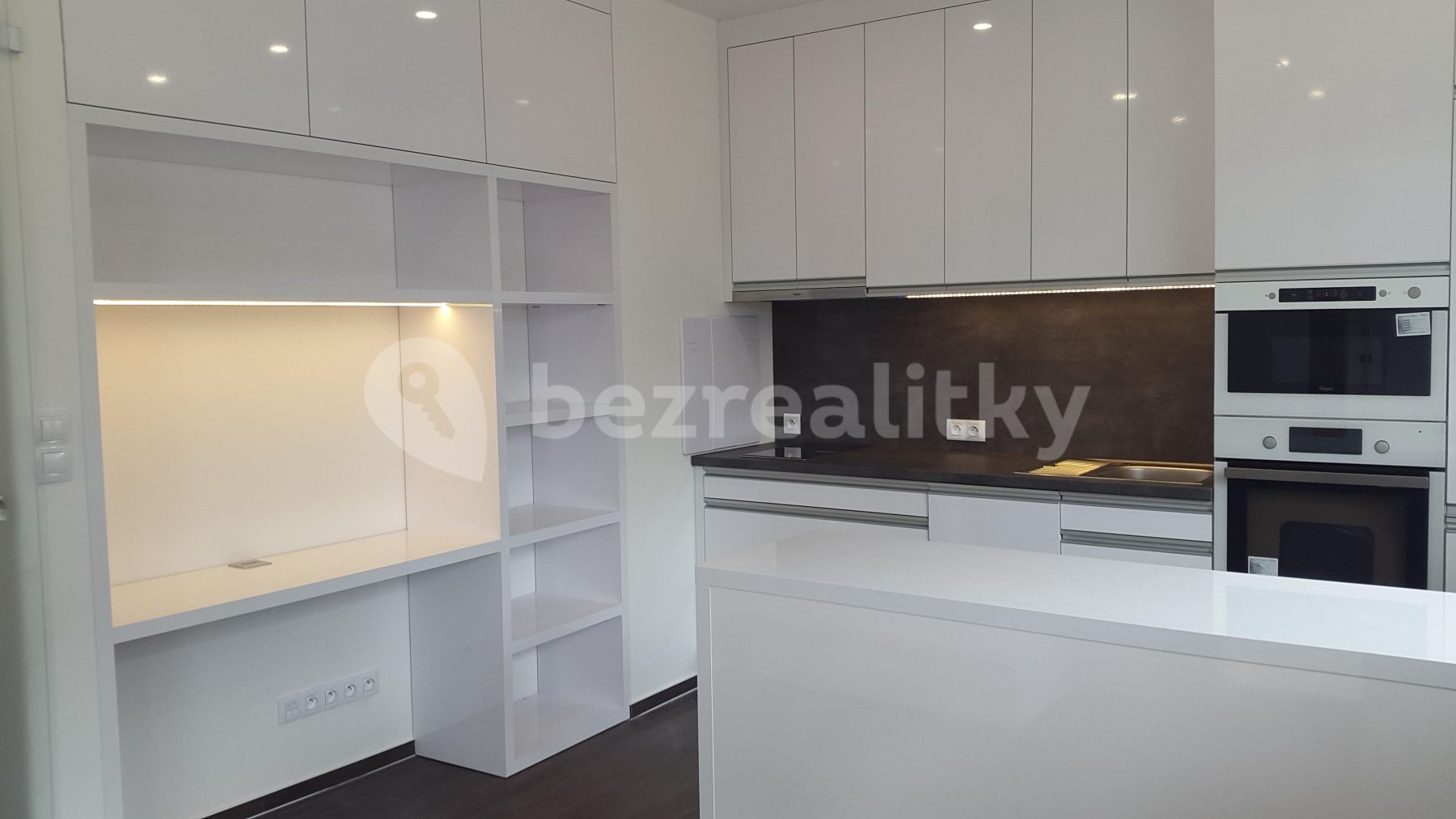Pronájem bytu 2+kk, 42 m², Brno