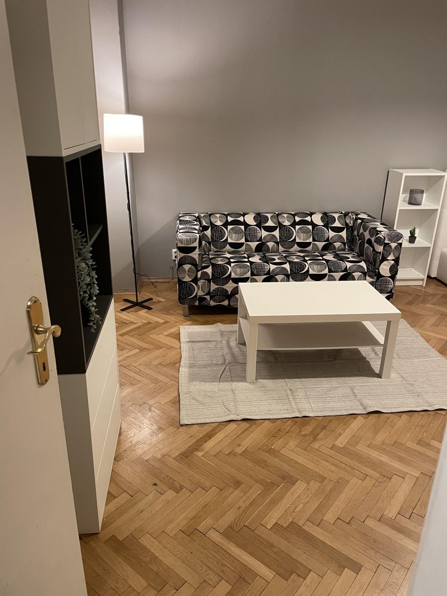 Pronájem bytu 1+1 35 m²