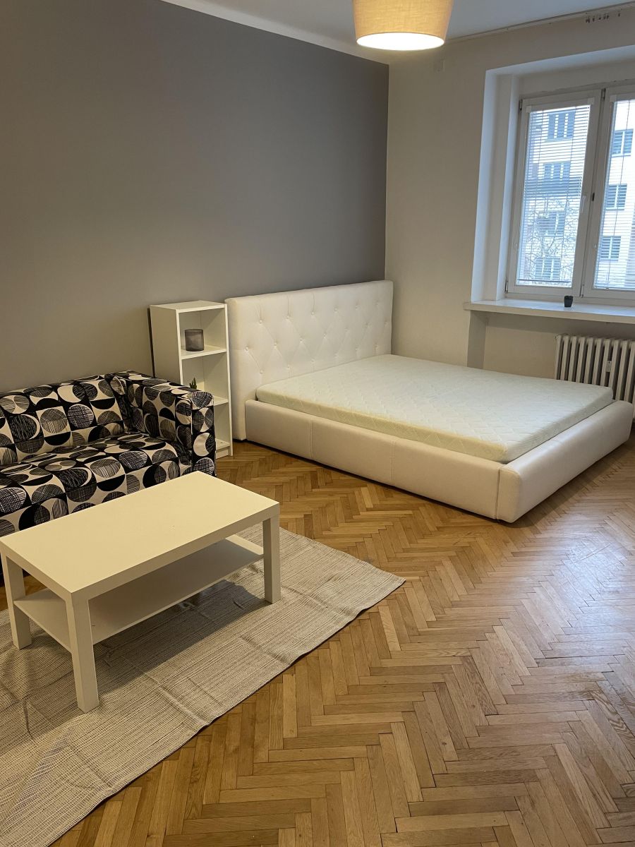Pronájem bytu 1+1 35 m² — photo 3