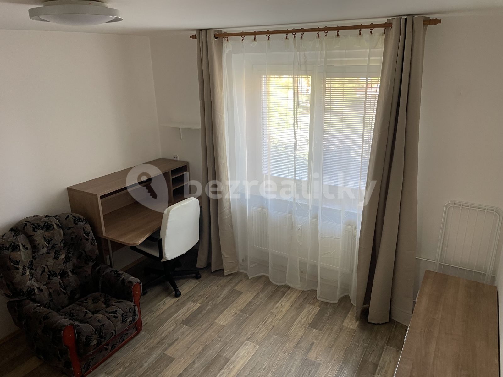 Pronájem bytu 1+1 27 m² — photo 4