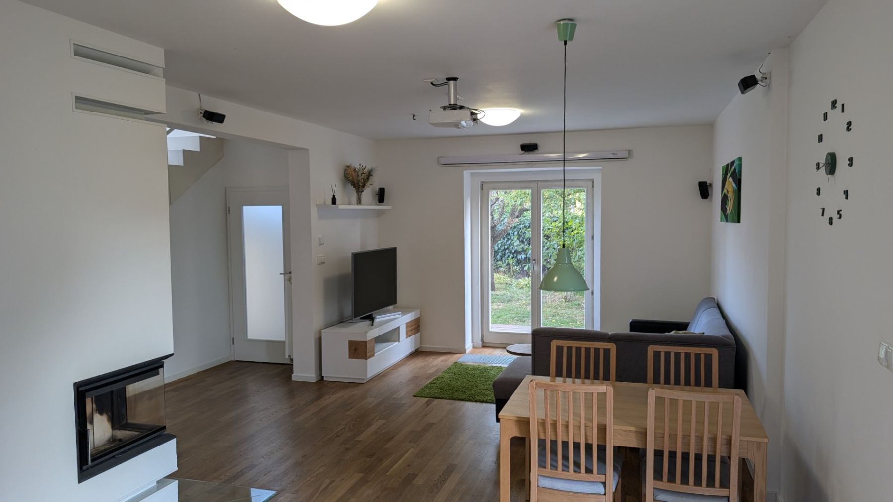 Pronájem domu 3+kk 114 m², Praha – náhled fotky 2