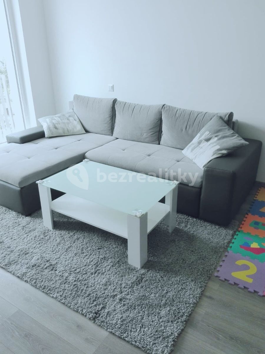Pronájem bytu 3+kk 80 m² — photo 2