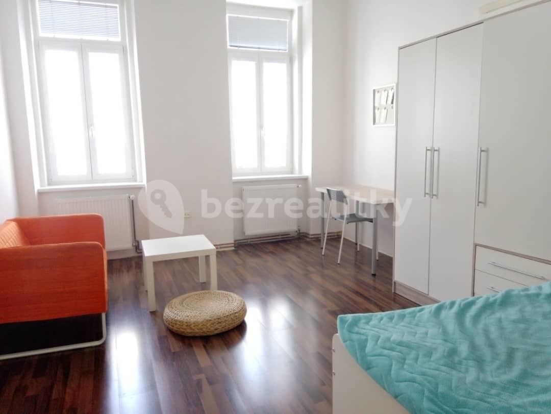 Pronájem bytu 2+1 70 m²