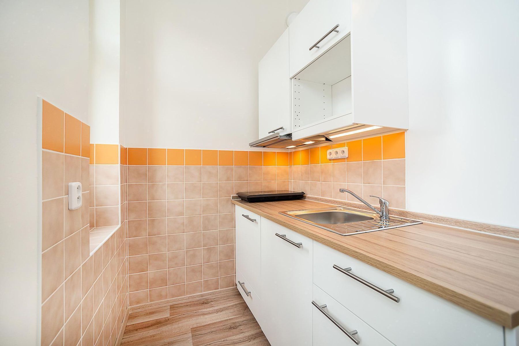 Pronájem bytu 2+kk 36 m², Praha – náhled fotky 3