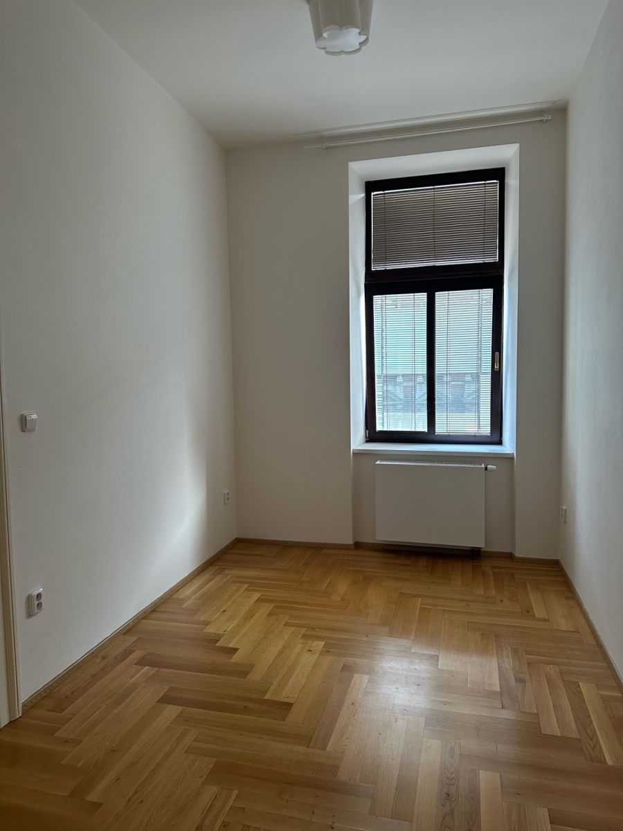 Pronájem bytu 2+kk 45 m² — photo 4