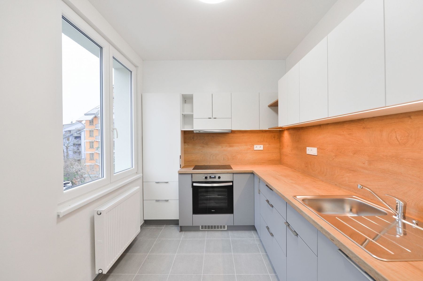 Pronájem bytu 2+kk 52 m² — photo 3