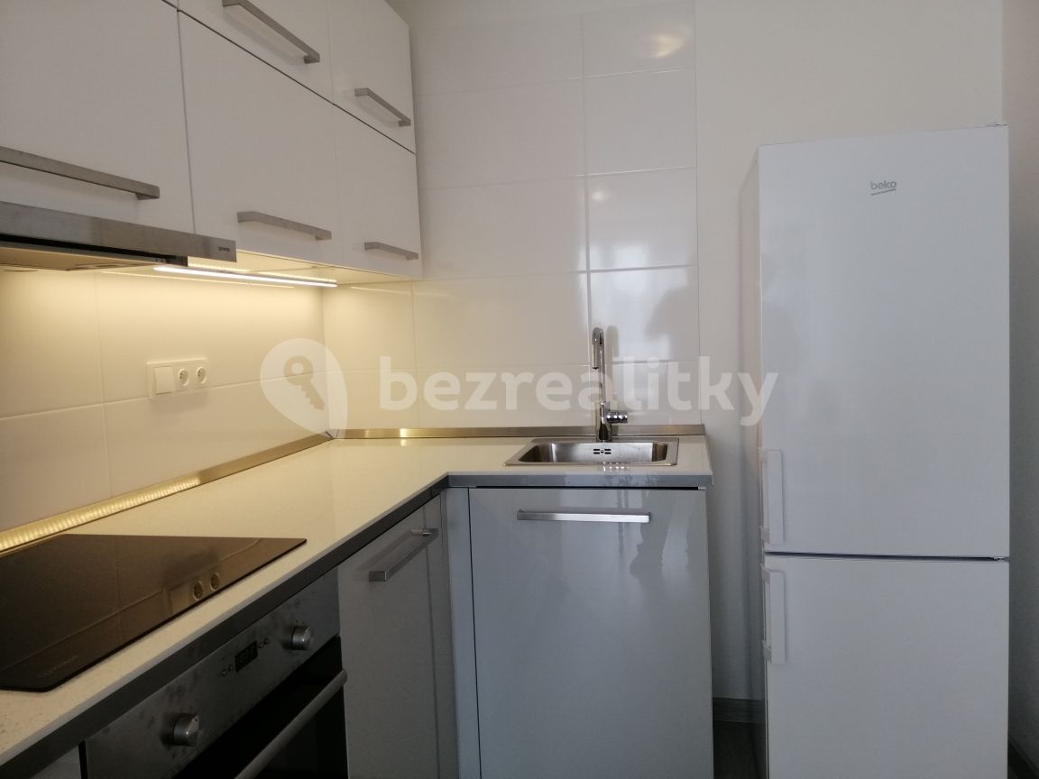 Pronájem bytu 2+kk 43 m²