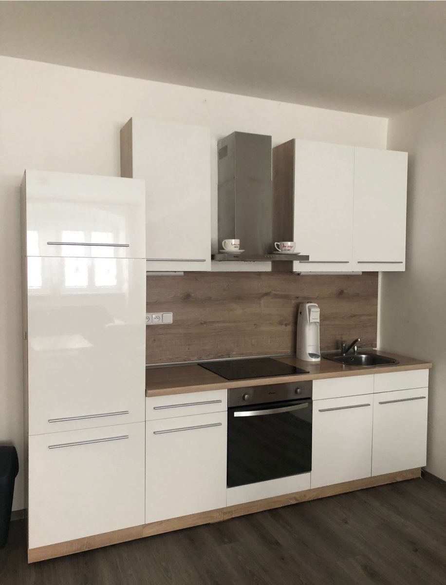 Pronájem bytu 2+kk 60 m² — photo 2