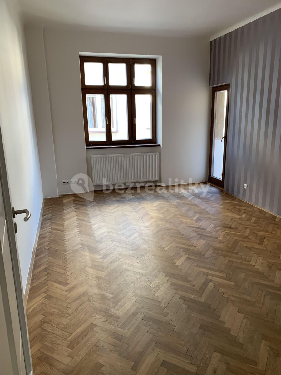 Pronájem bytu 4+kk 126 m² — photo 5