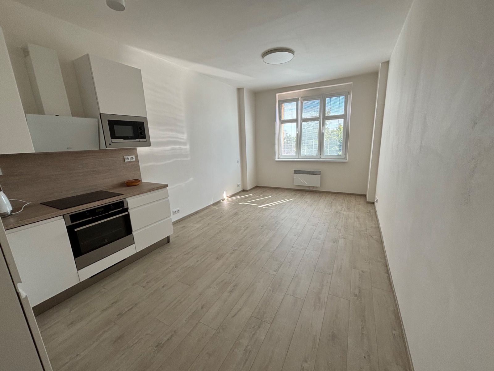 Pronájem bytu 1+kk 33 m²