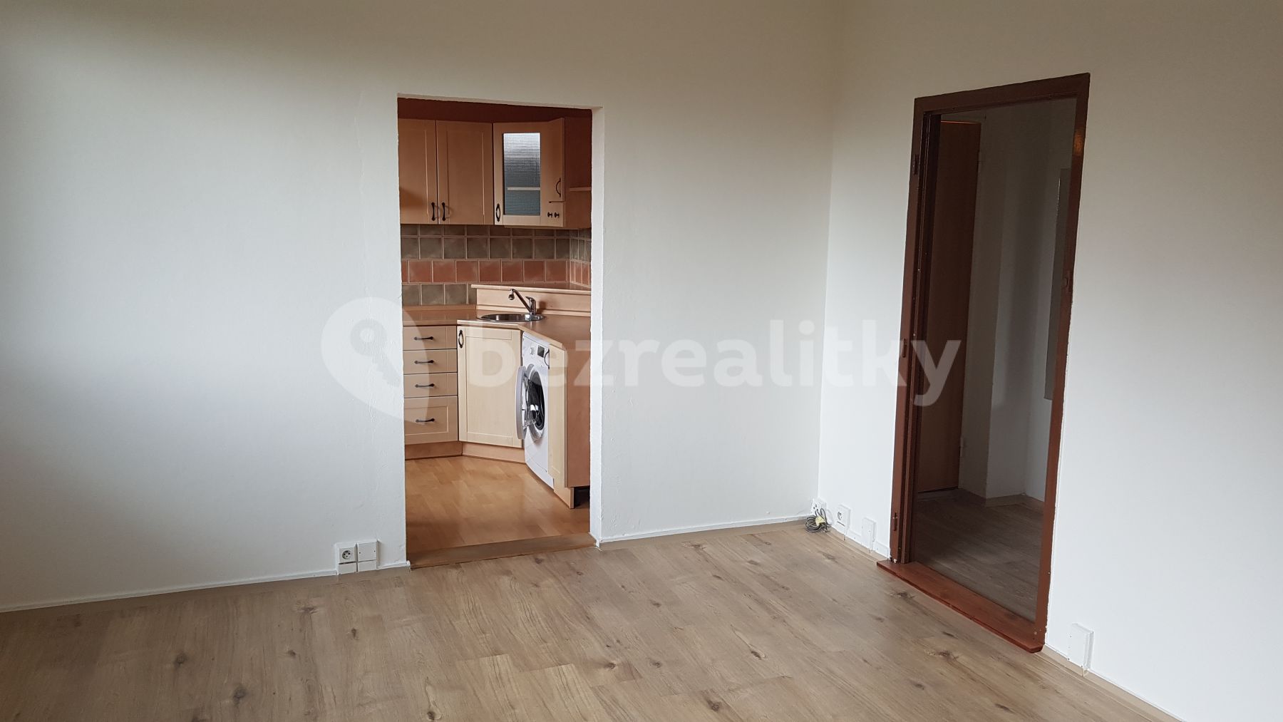 Pronájem bytu 2+1 44 m² — photo 3