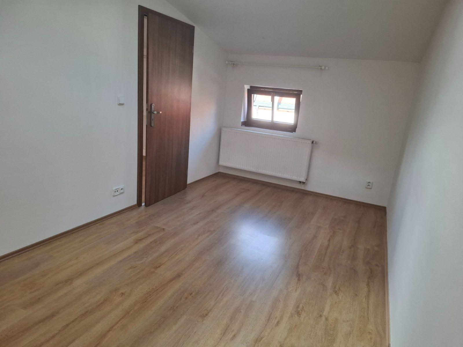 Pronájem bytu 2+kk 66 m² — photo 4