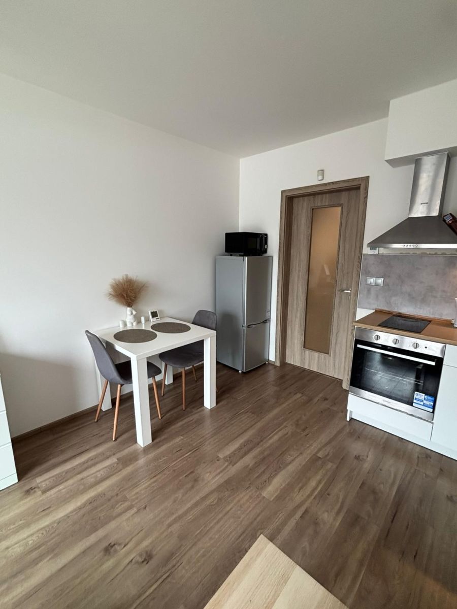 Pronájem bytu 1+kk 28 m² - Ansicht 2