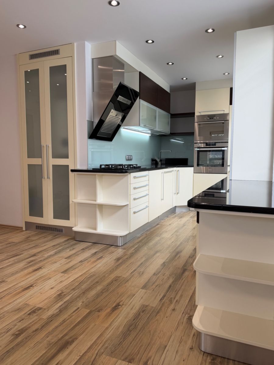Квартира 4+1 в оренду, 92 м² (17 з 17)