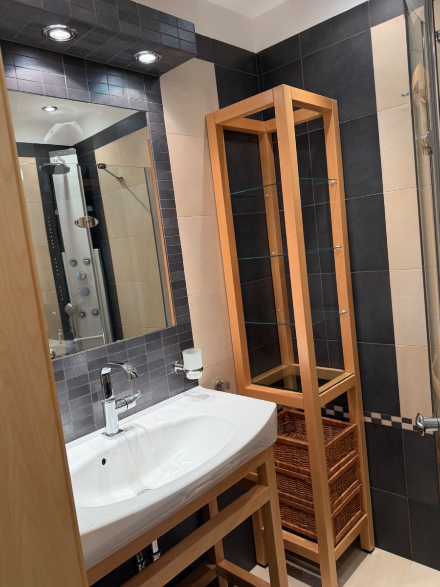 Квартира 4+1 в оренду, 92 м² (15 з 17)