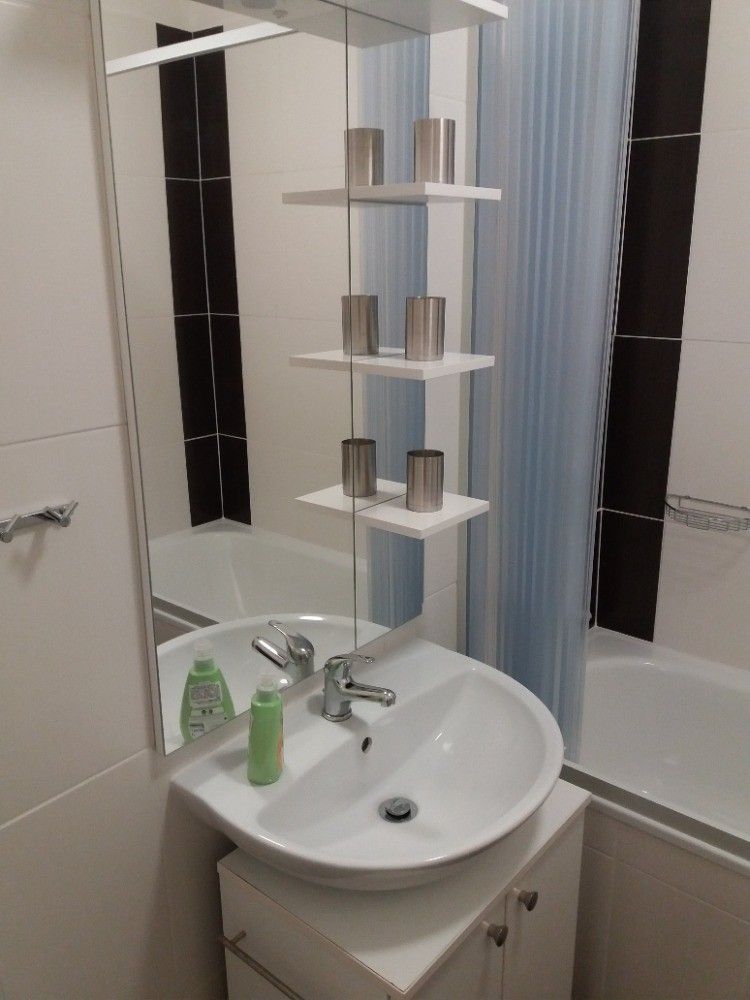 Pronájem bytu 3+1 69 m² — photo 3