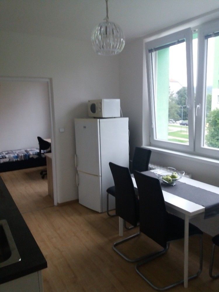 Pronájem bytu 3+1 69 m² — photo 2