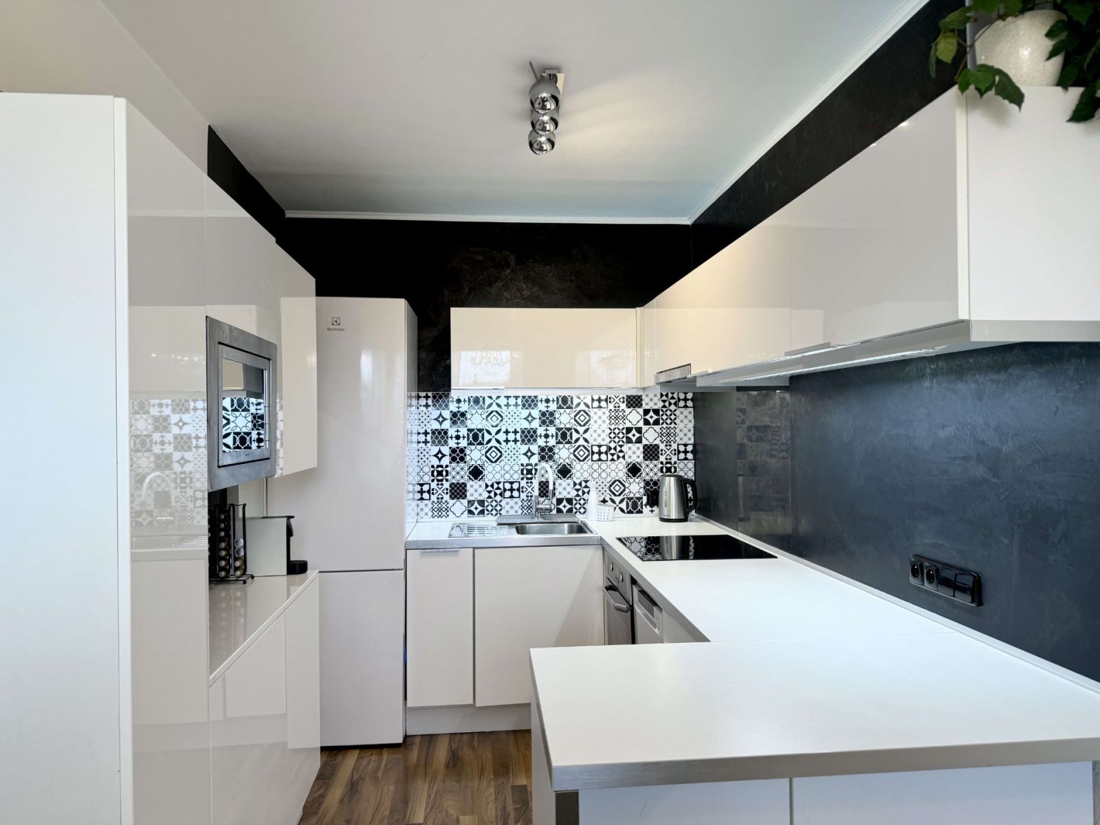 Prodej bytu 3+1 73 m² — photo 3