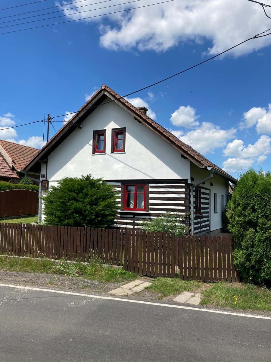 Dům