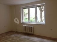 Pronájem bytu 1+kk 28 m² — photo 2
