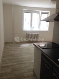 Pronájem bytu 1+kk 28 m²