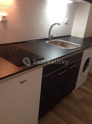 Pronájem bytu 1+kk 28 m² — photo 4