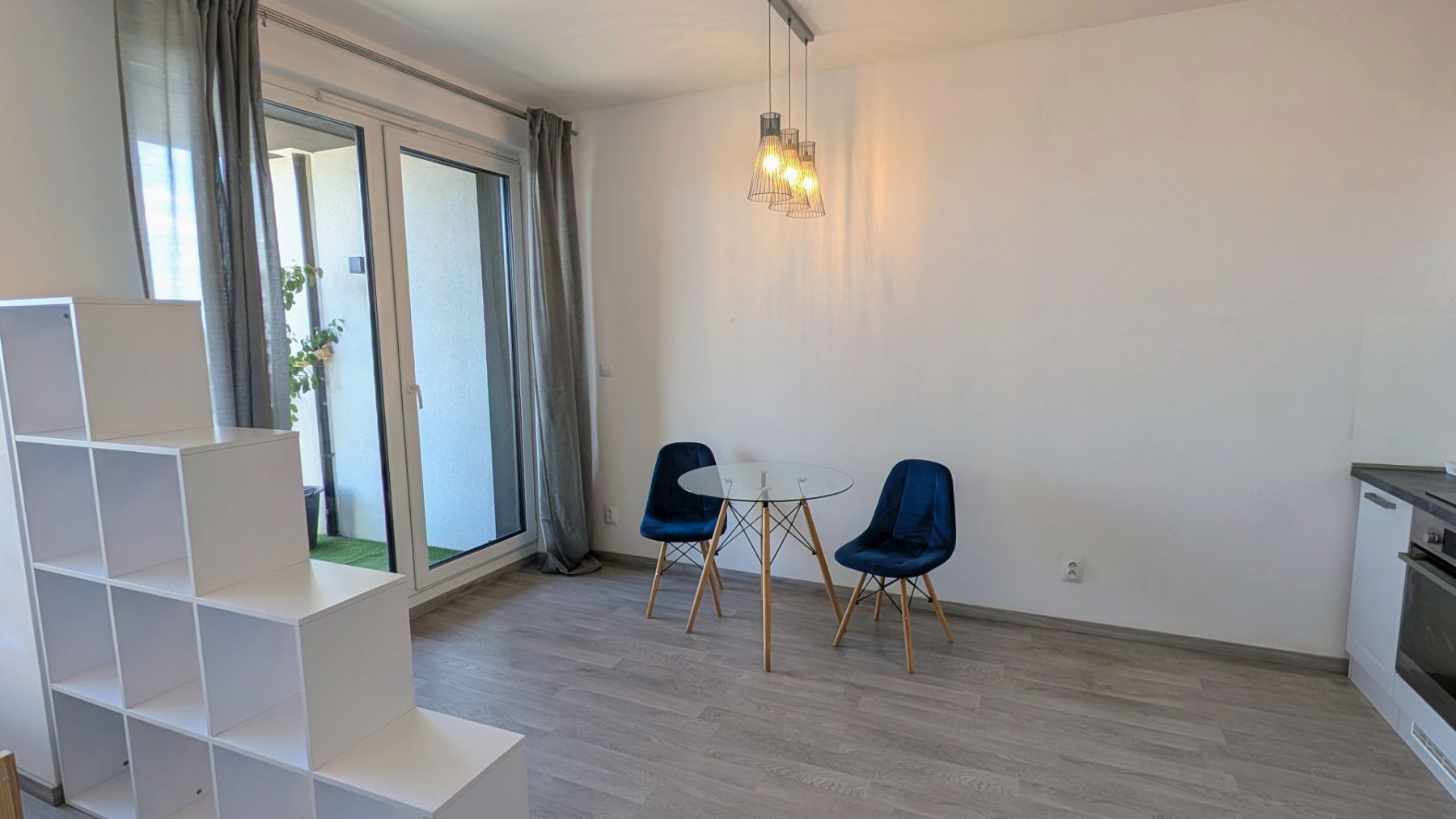 Pronájem bytu 1+kk 38 m² – pohled 4