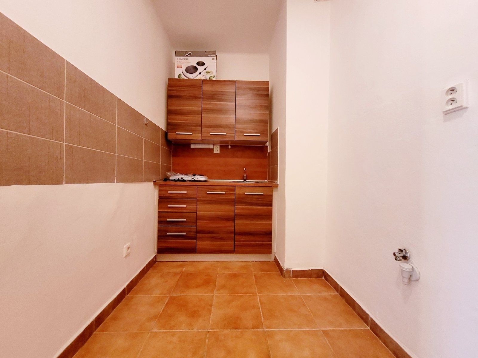 Pronájem bytu 1+kk 19 m², Havířov – náhled fotky 2