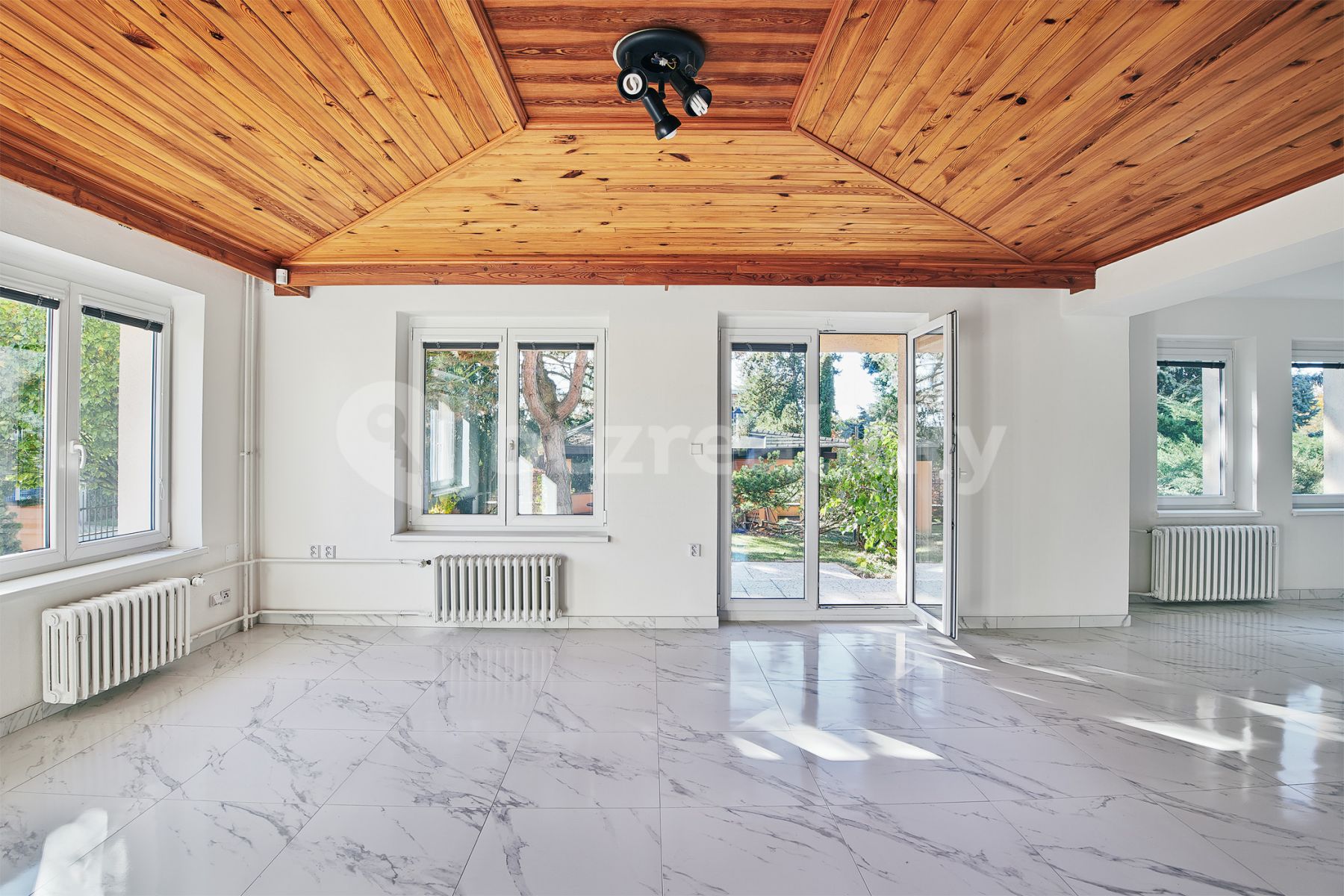 Pronájem domu 330 m², pozemek 800 m² — photo 5
