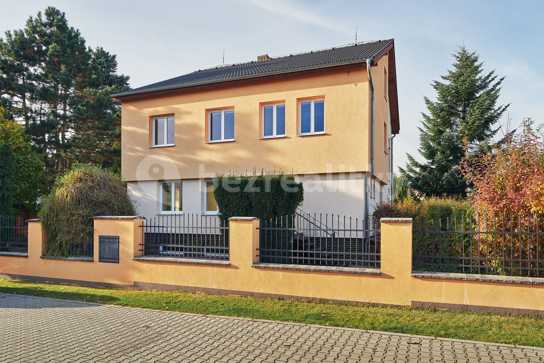 Pronájem domu 330 m², pozemek 800 m² — photo 2