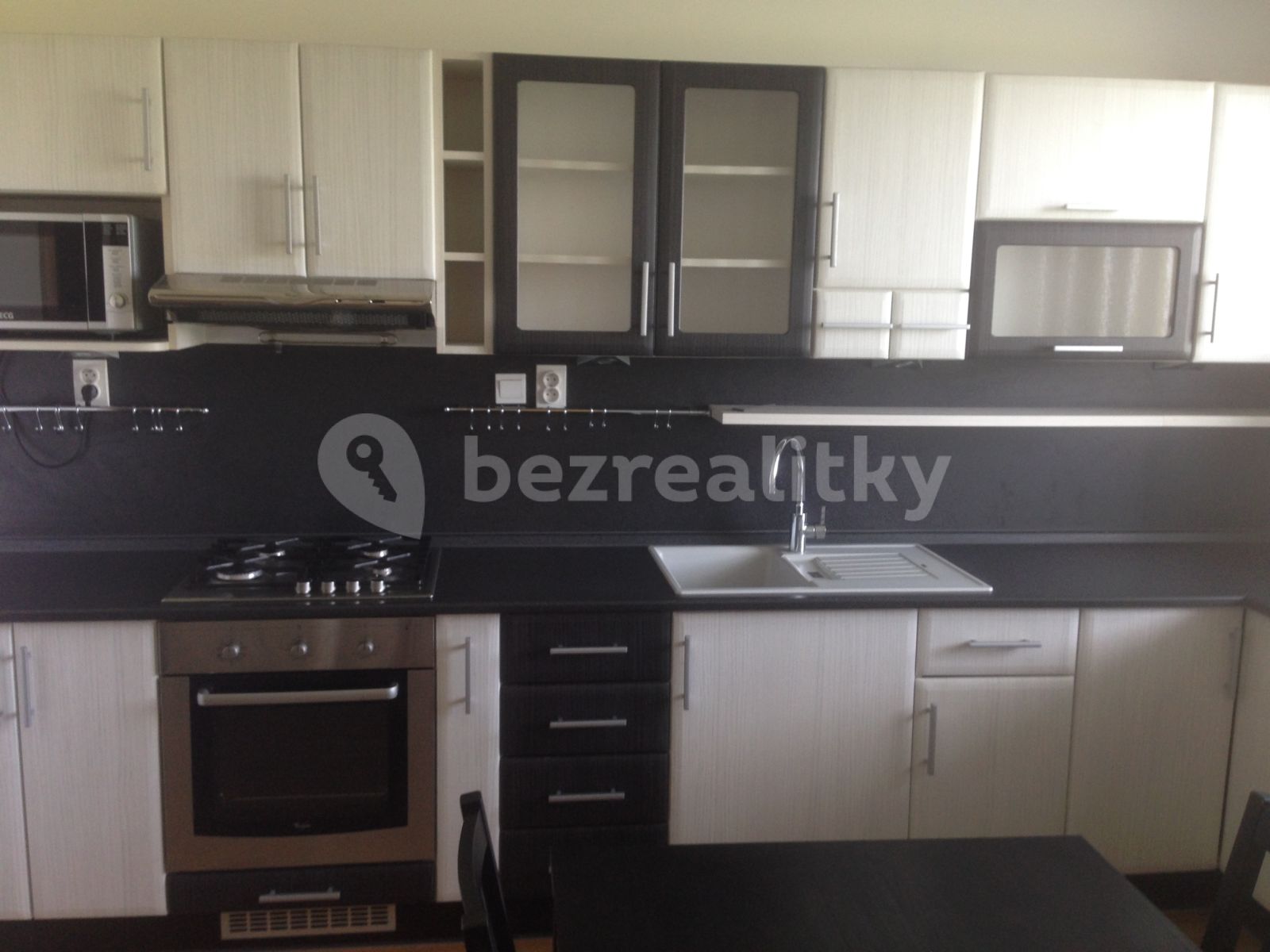 Prenájom bytu 2-izbový 60 m² — photo 3