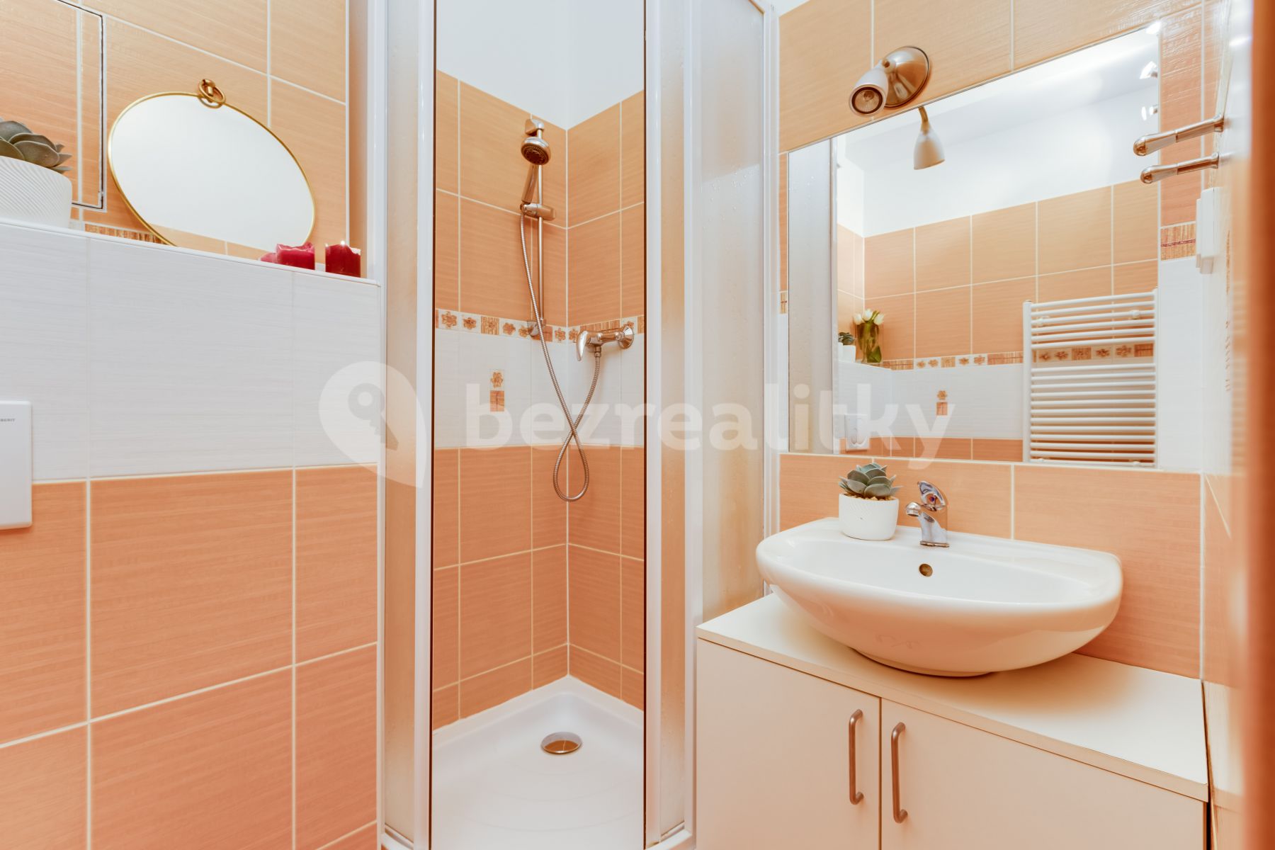 Pronájem bytu 3+kk 82 m² — photo 5